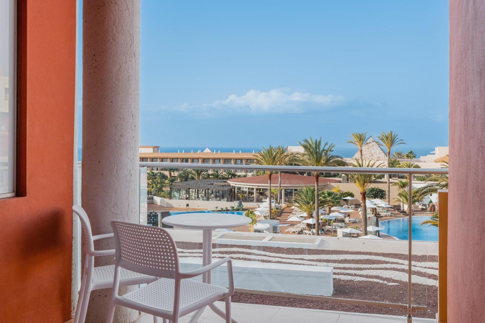 Iberostar Waves Gaviotas Park Hotel Jandia  Exterior photo